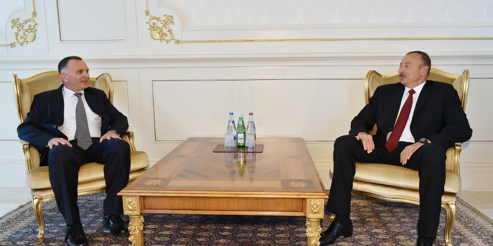 İlham Əliyev İsrailin Azərbaycanda yeni təyin olunmuş səfirinin etimadnaməsini qəbul edib