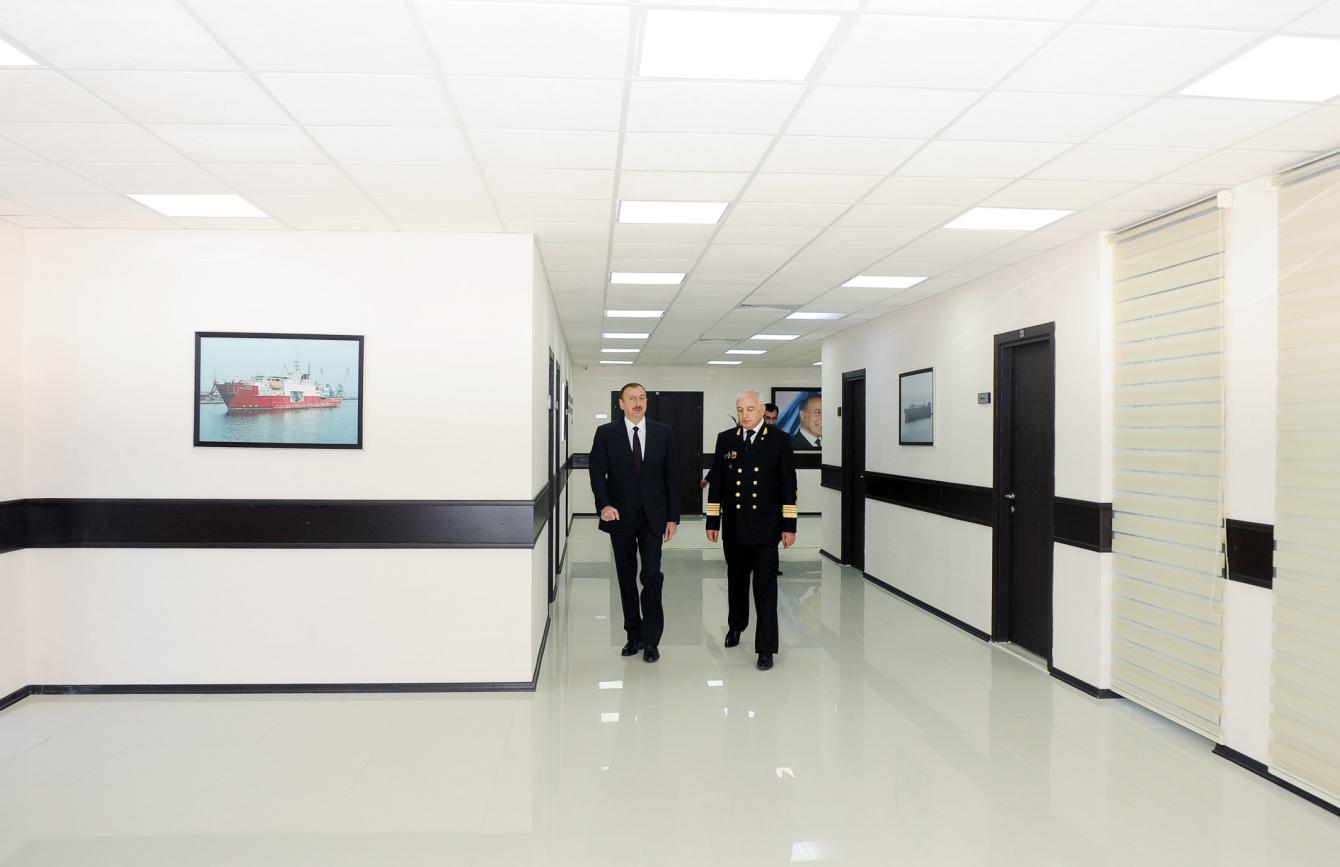 gallery-photo