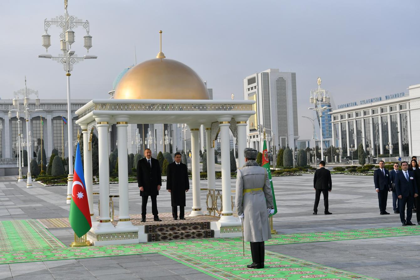 Дворец «Огузхан» Туркменистан