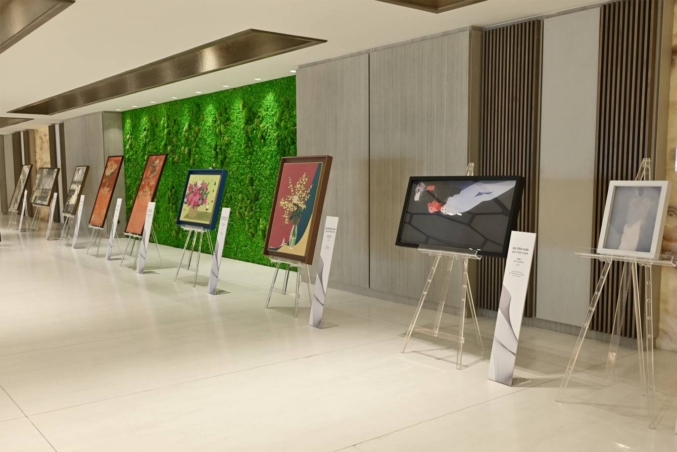 gallery-photo