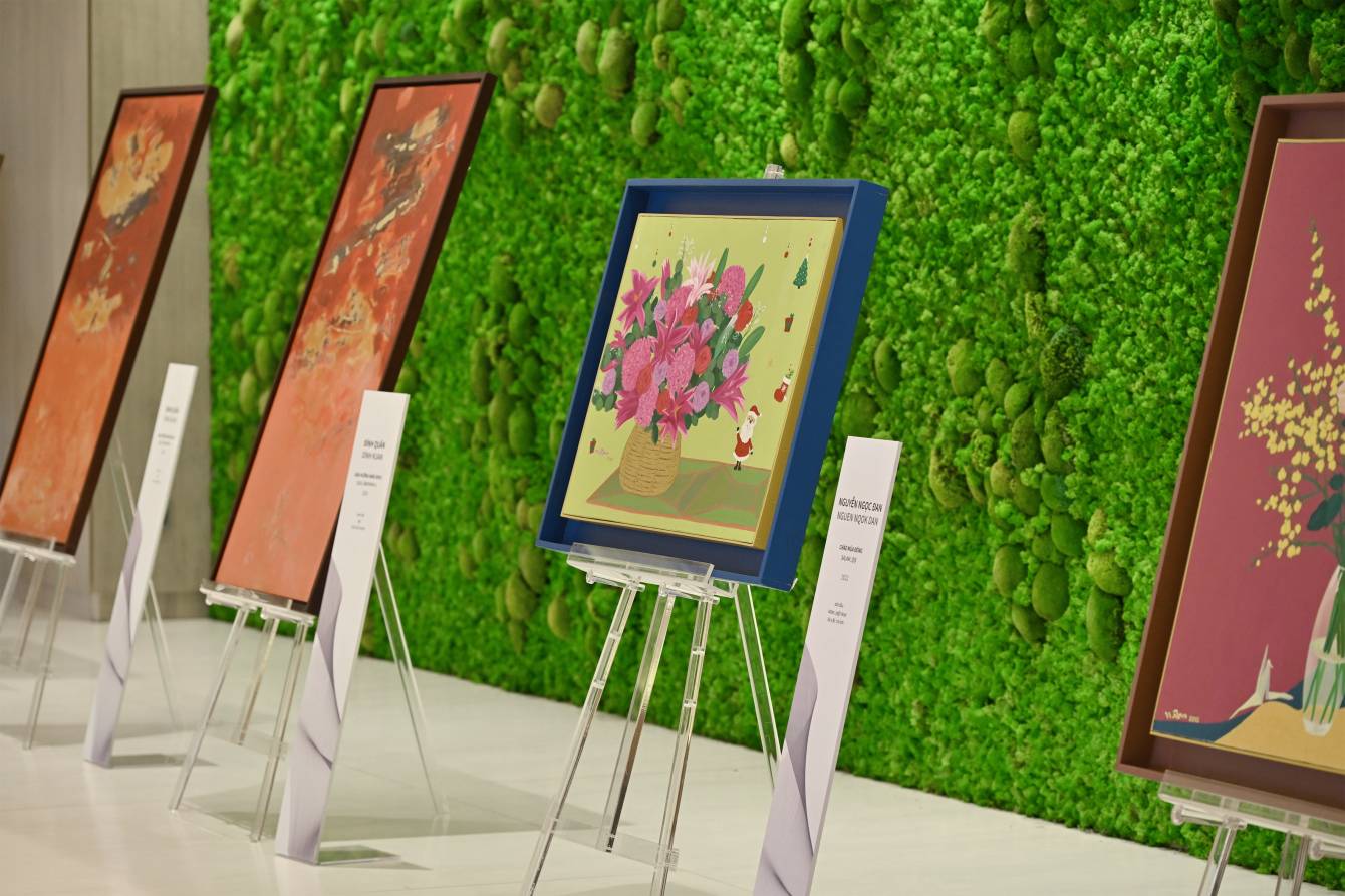 gallery-photo