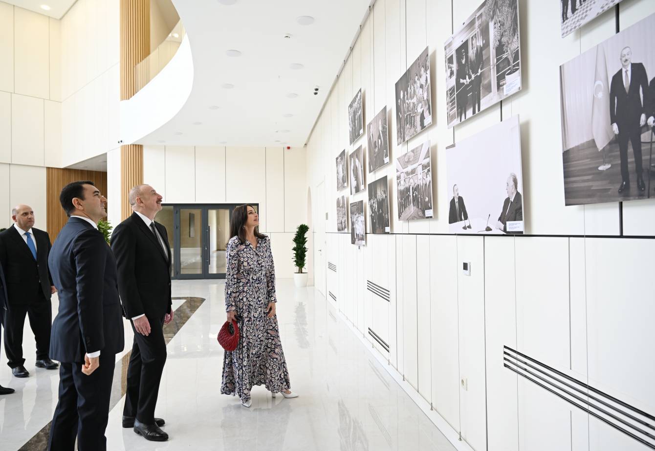 gallery-photo
