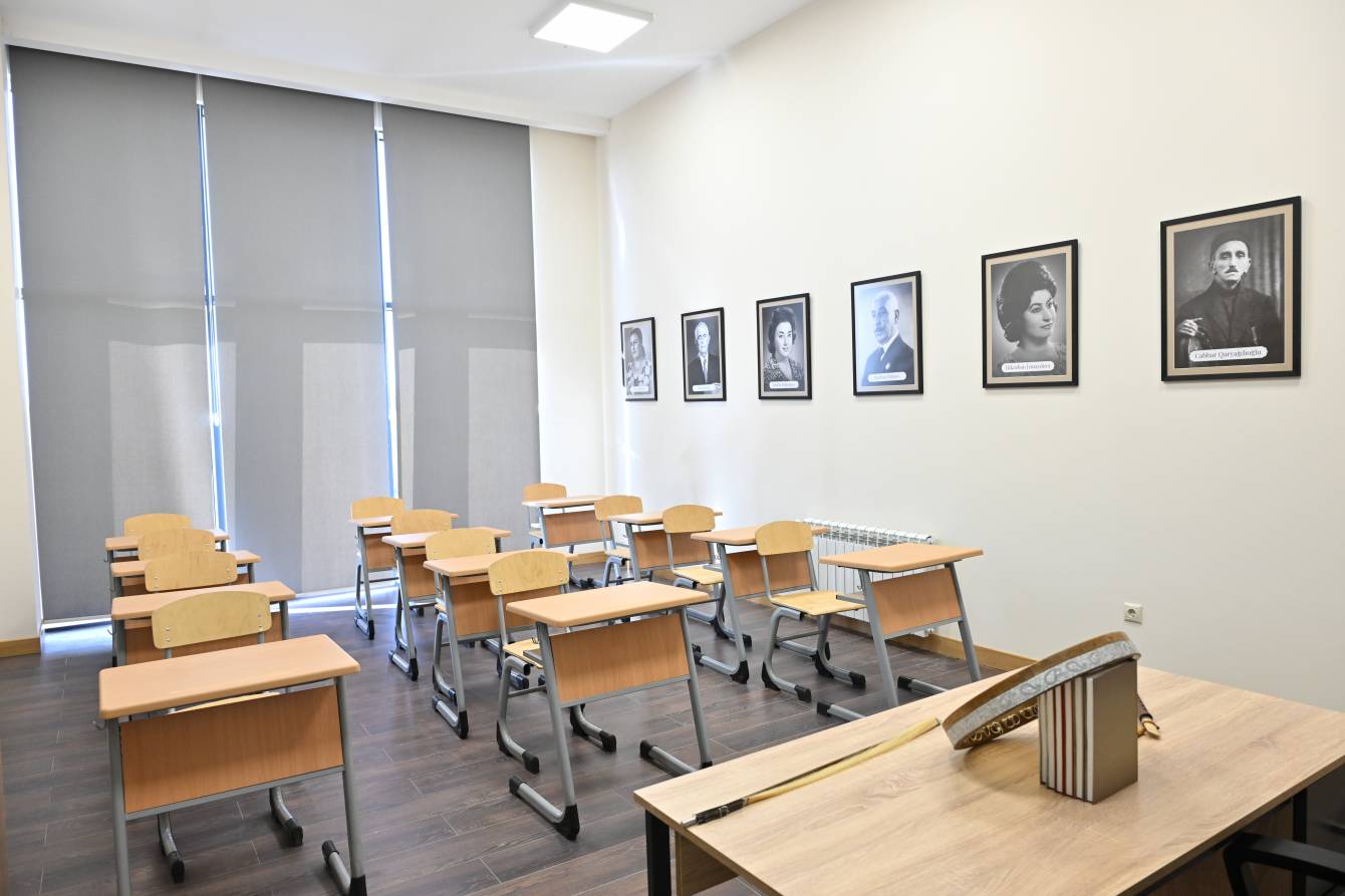 gallery-photo