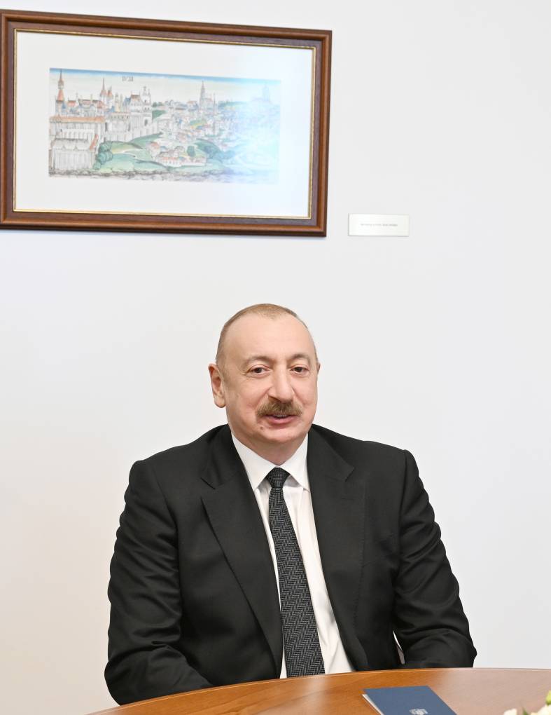 gallery-photo