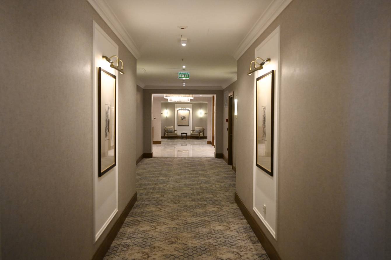 gallery-photo