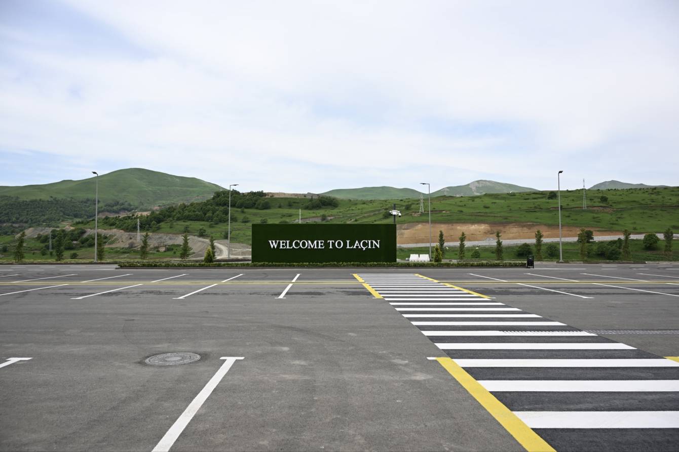 gallery-photo
