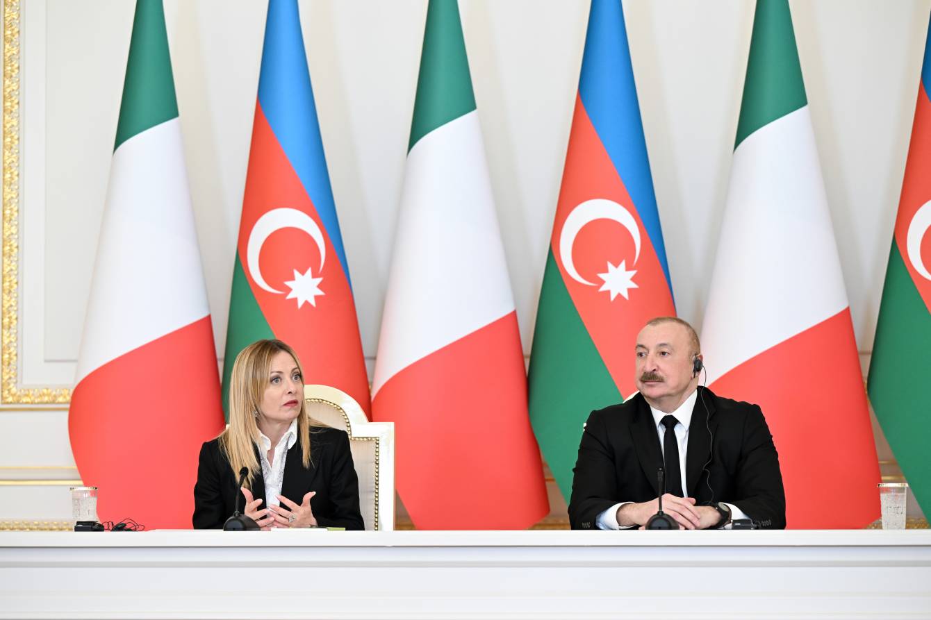 gallery-photo