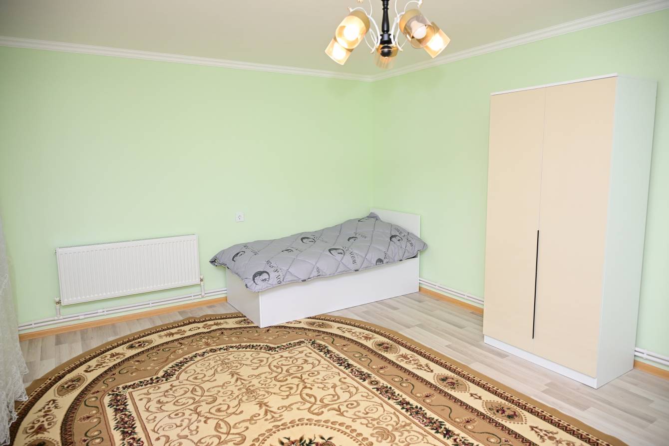 gallery-photo