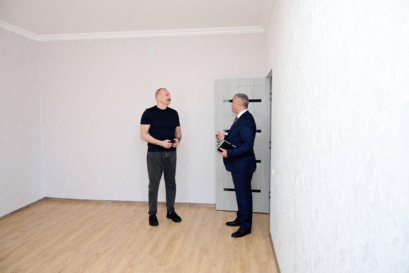 gallery-photo