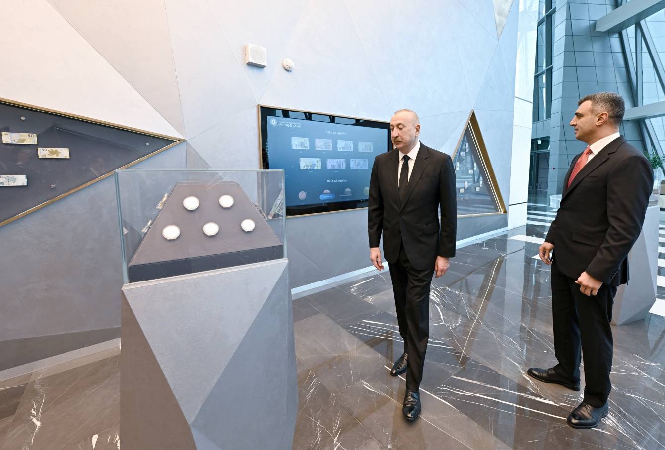 gallery-photo