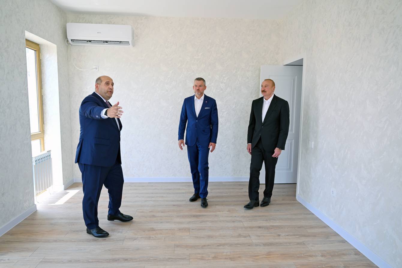 gallery-photo