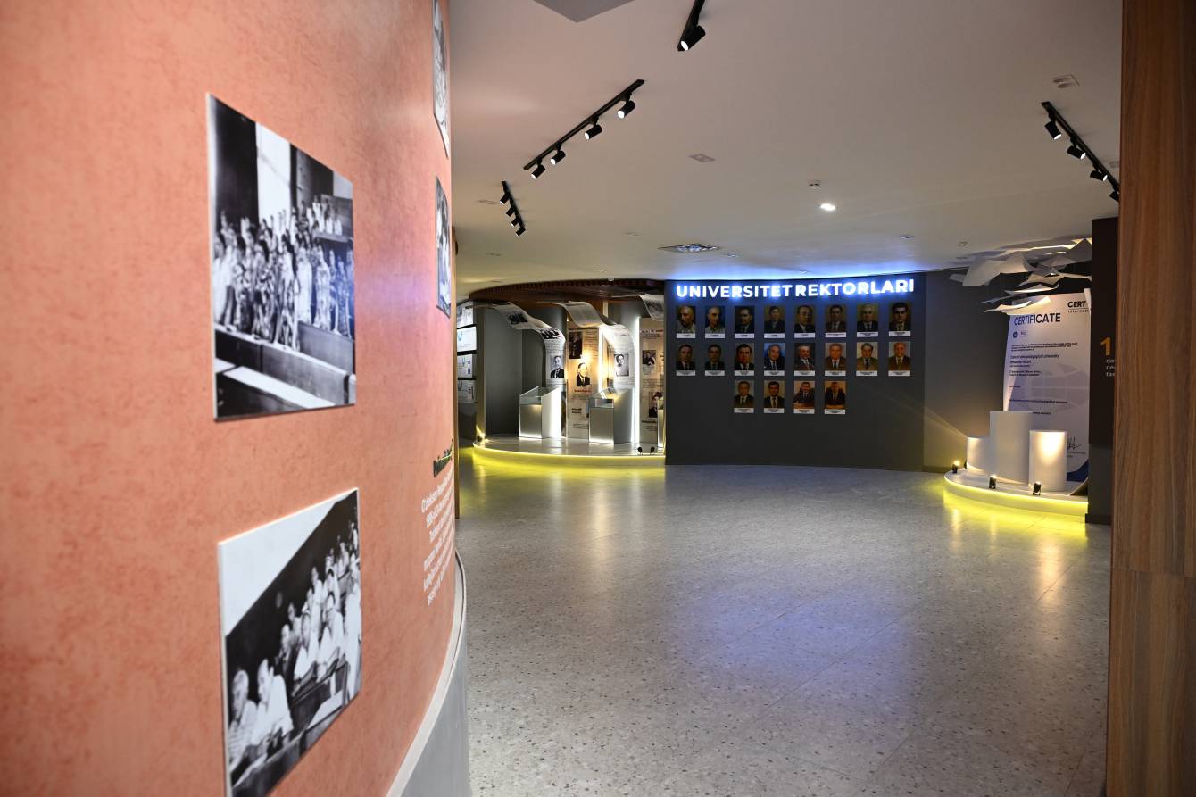 gallery-photo