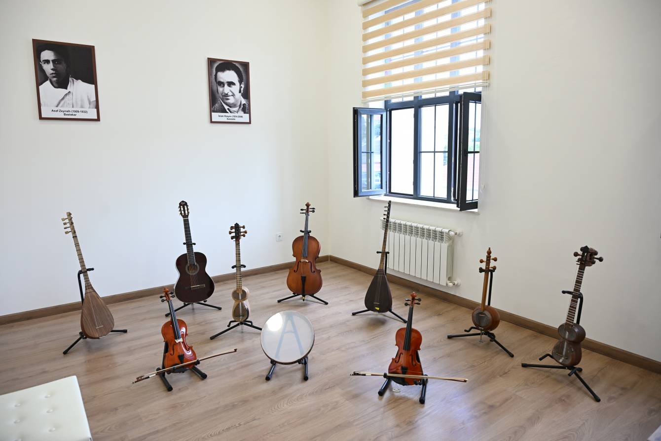 gallery-photo