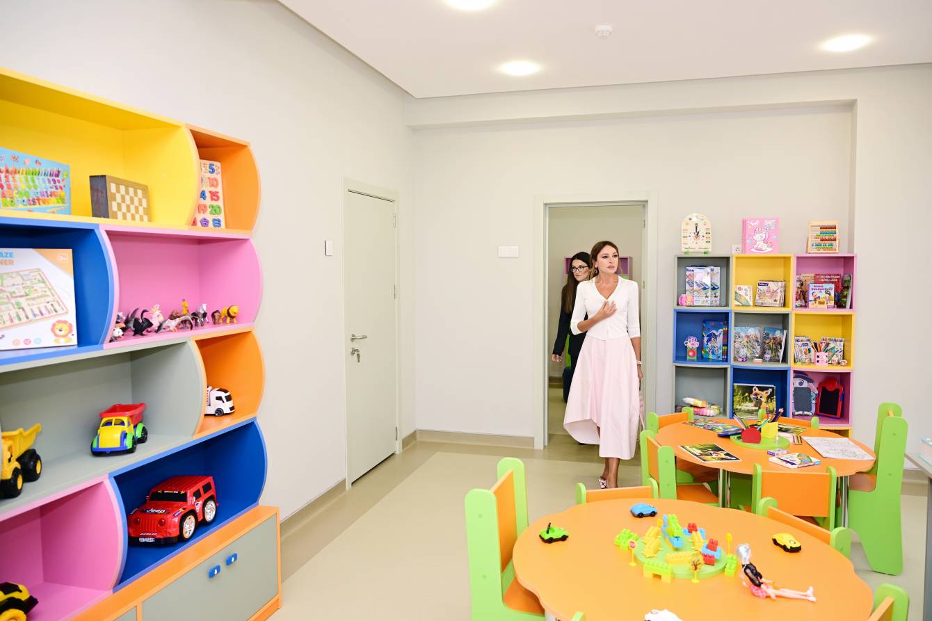 gallery-photo