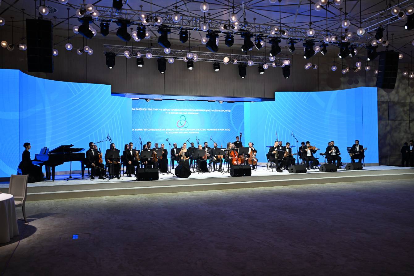 gallery-photo
