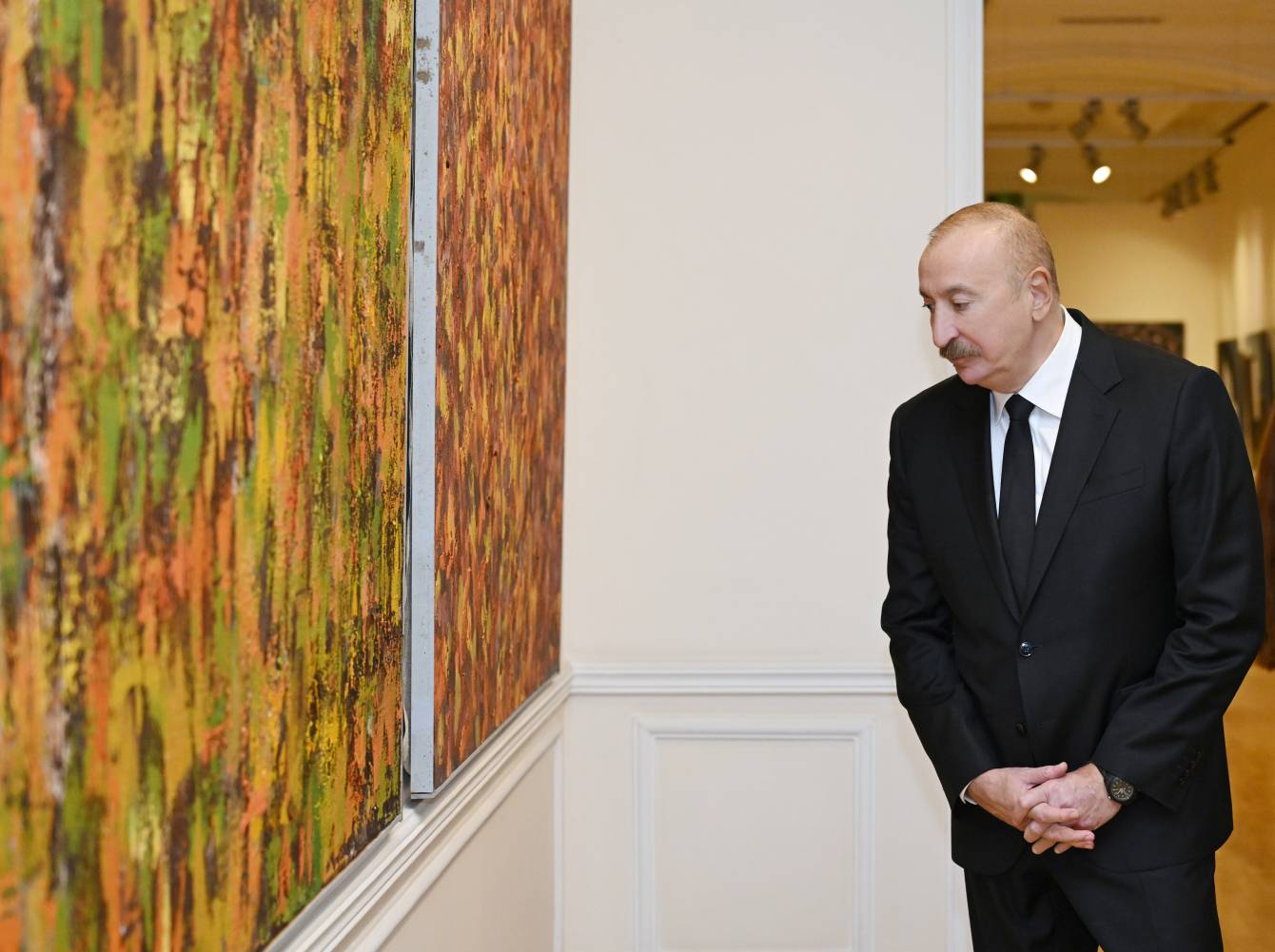 gallery-photo