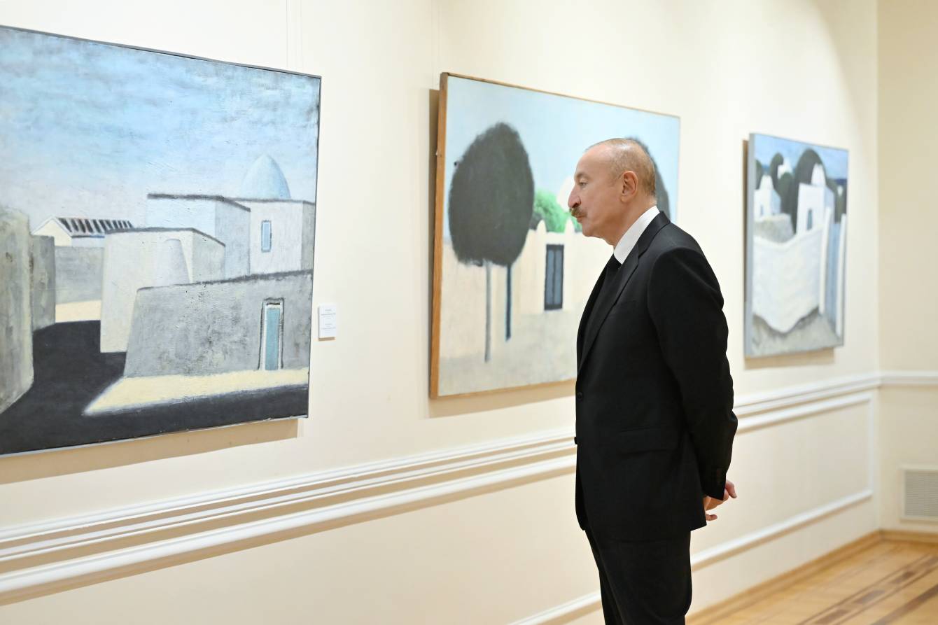gallery-photo