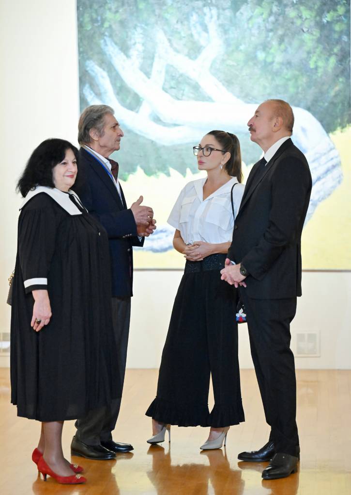 gallery-photo