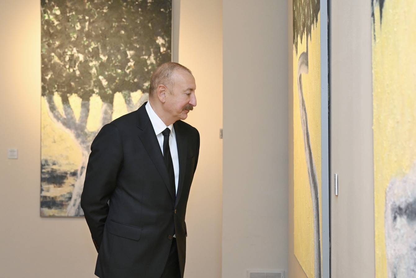 gallery-photo