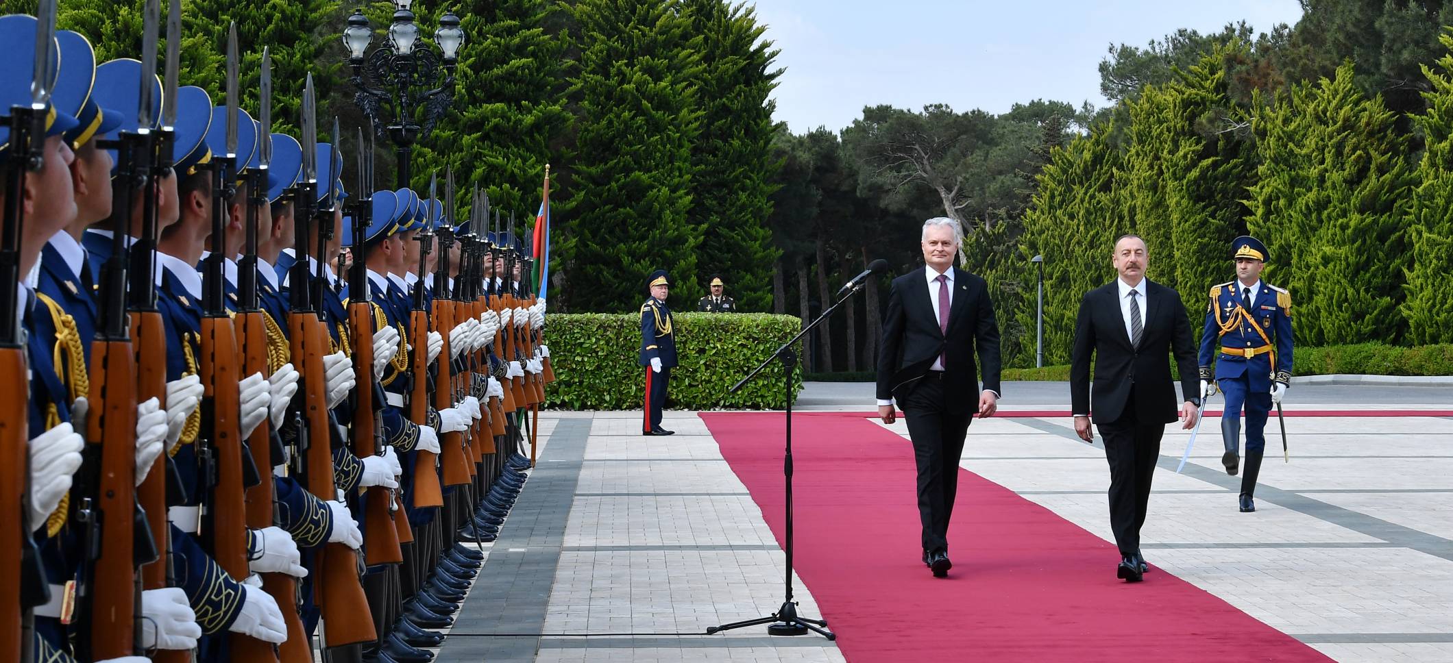Состоялась церемония официальной встречи Президента Литовской Республики Гитанаса Науседы