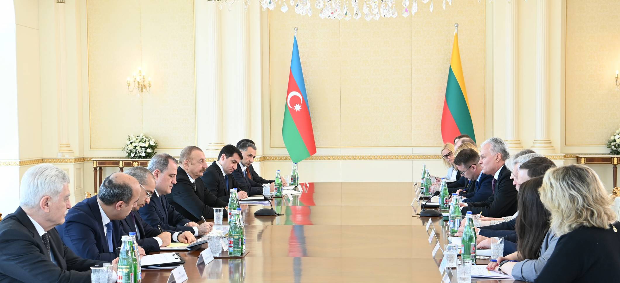 Ilham Aliyev has held an expanded meeting with President of the Republic of Lithuania Gitanas Nausėda