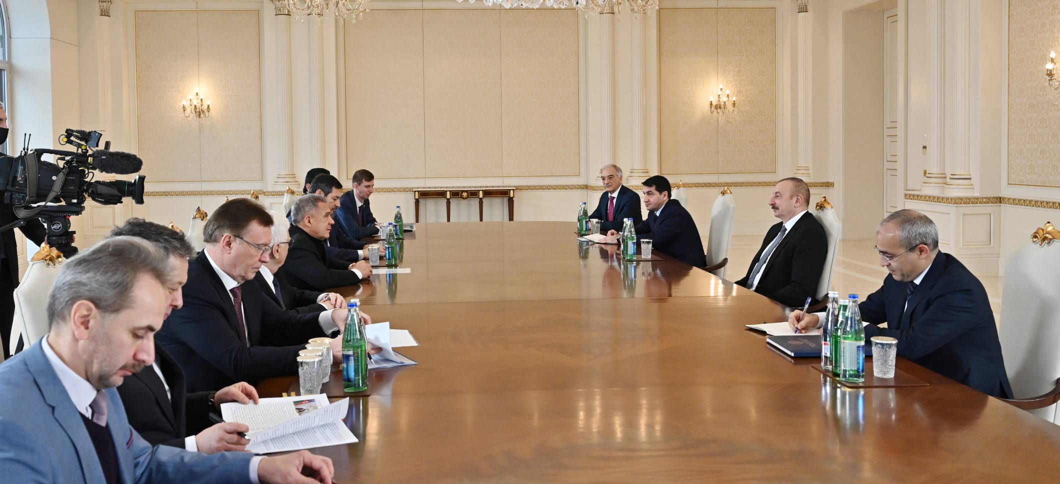 Ilham Aliyev received delegation led by President of Republic of Tatarstan of Russia