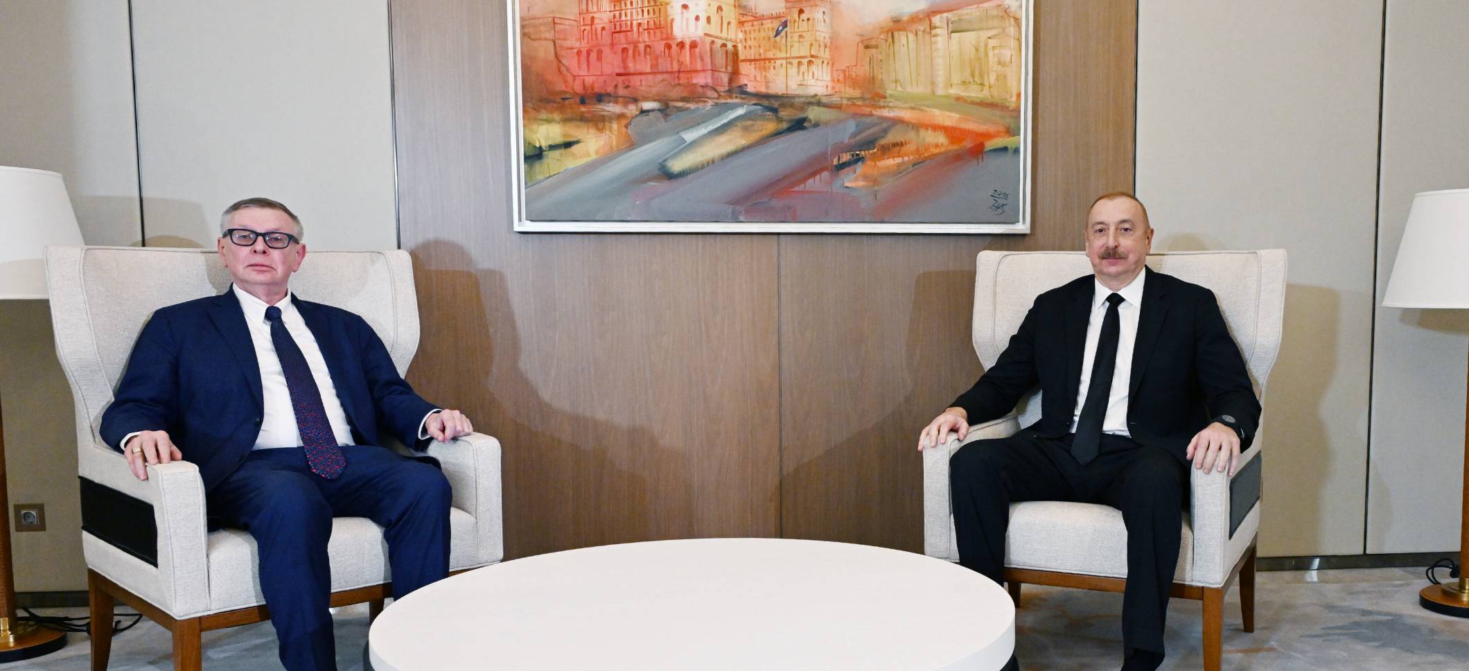 Ильхам Алиев принял помощника генерального секретаря ООН по делам органов обеспечения законности и безопасности