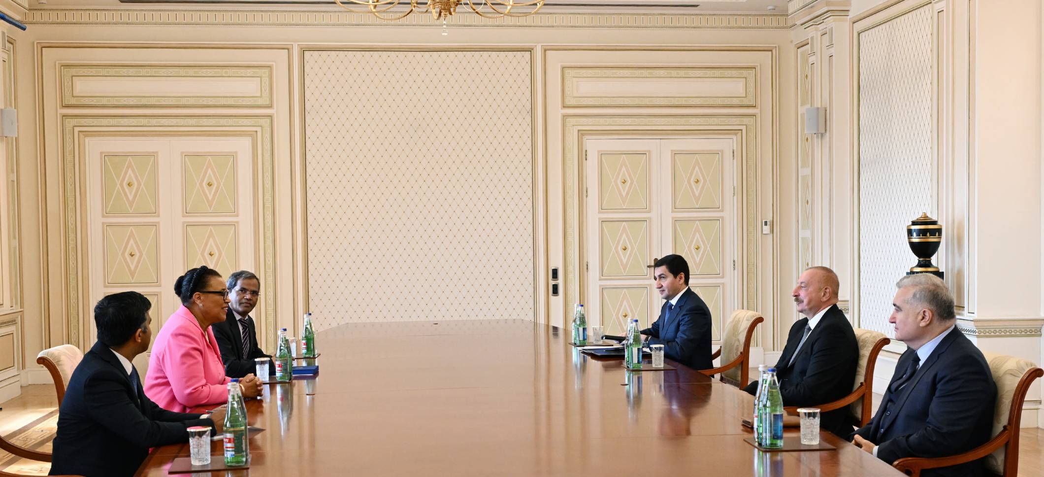 Ильхам Алиев принял генерального секретаря Содружества наций