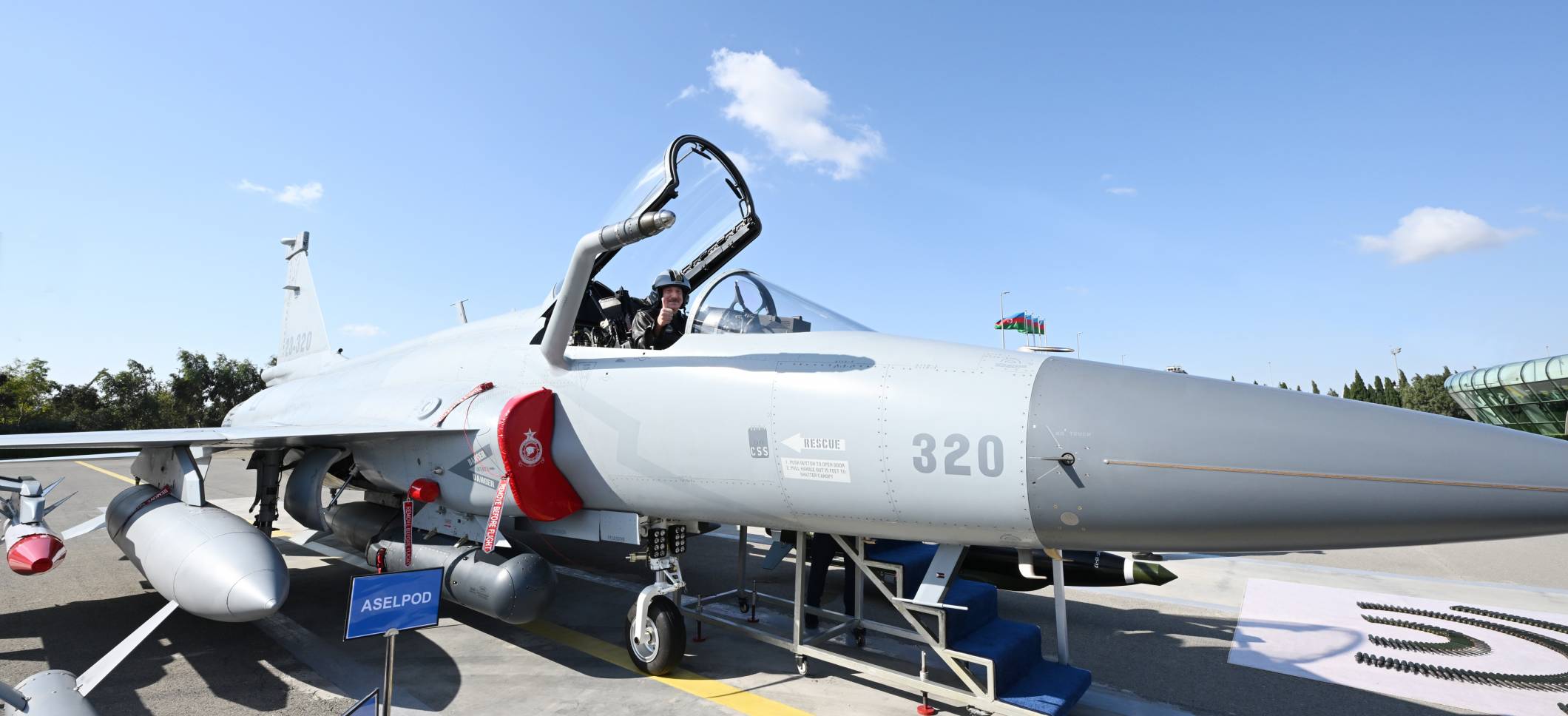 JF-17C multirole aircrafts presented to President Ilham Aliyev