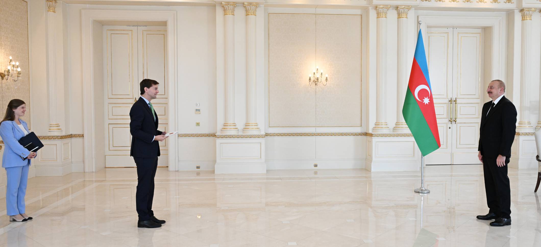 Ilham Aliyev received credentials of incoming ambassador of Belgium to Azerbaijan