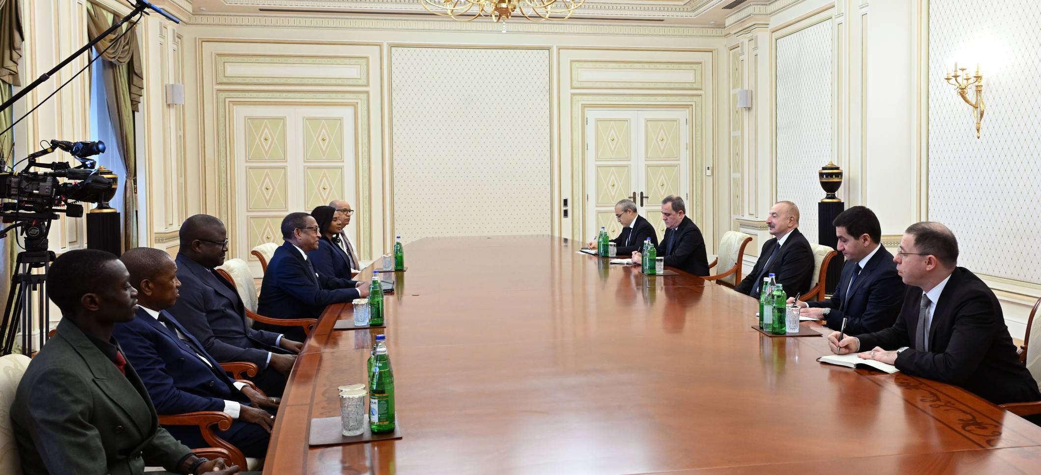 Ilham Aliyev received delegation of Republic of Guinea-Bissau