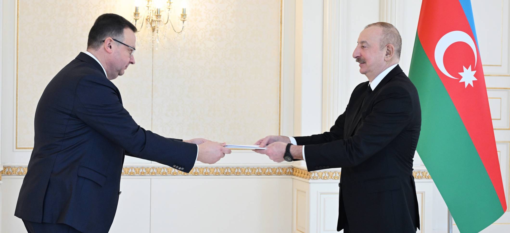 Ilham Aliyev received credentials of newly appointed Belarusian ambassador to Azerbaijan