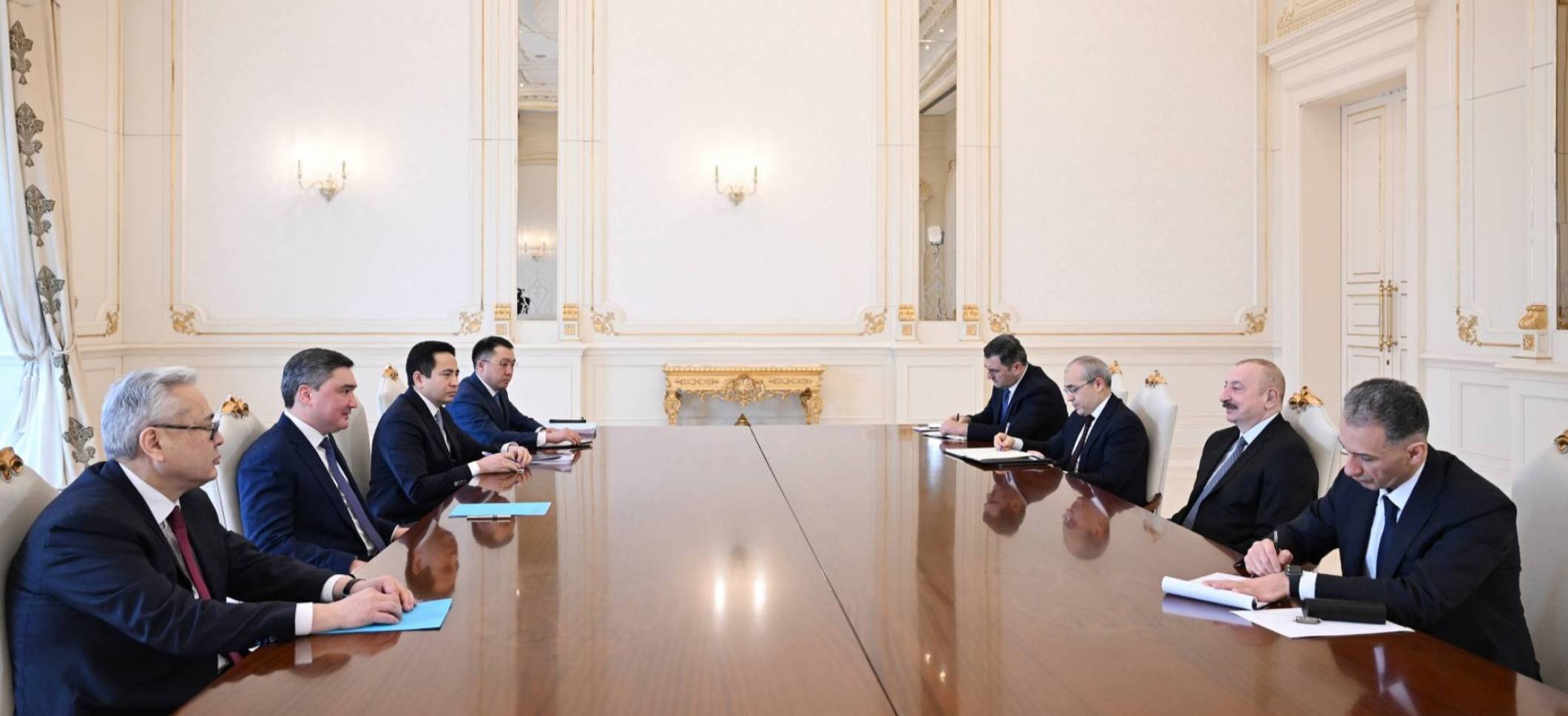 Ilham Aliyev received Prime Minister of Kazakhstan Olzhas Bektenov