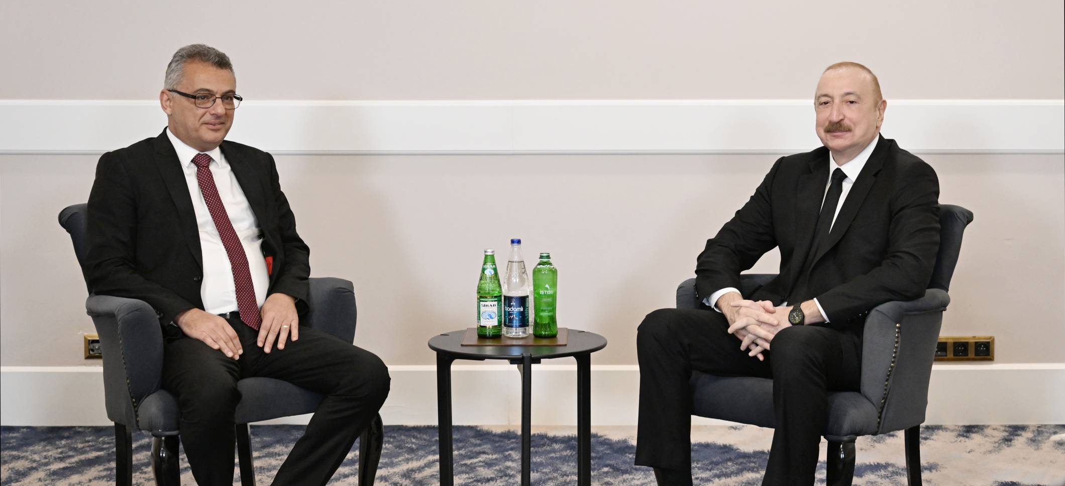 İlham Əliyevin Antalyada Şimali Kipr Prezidenti ilə görüşü olub