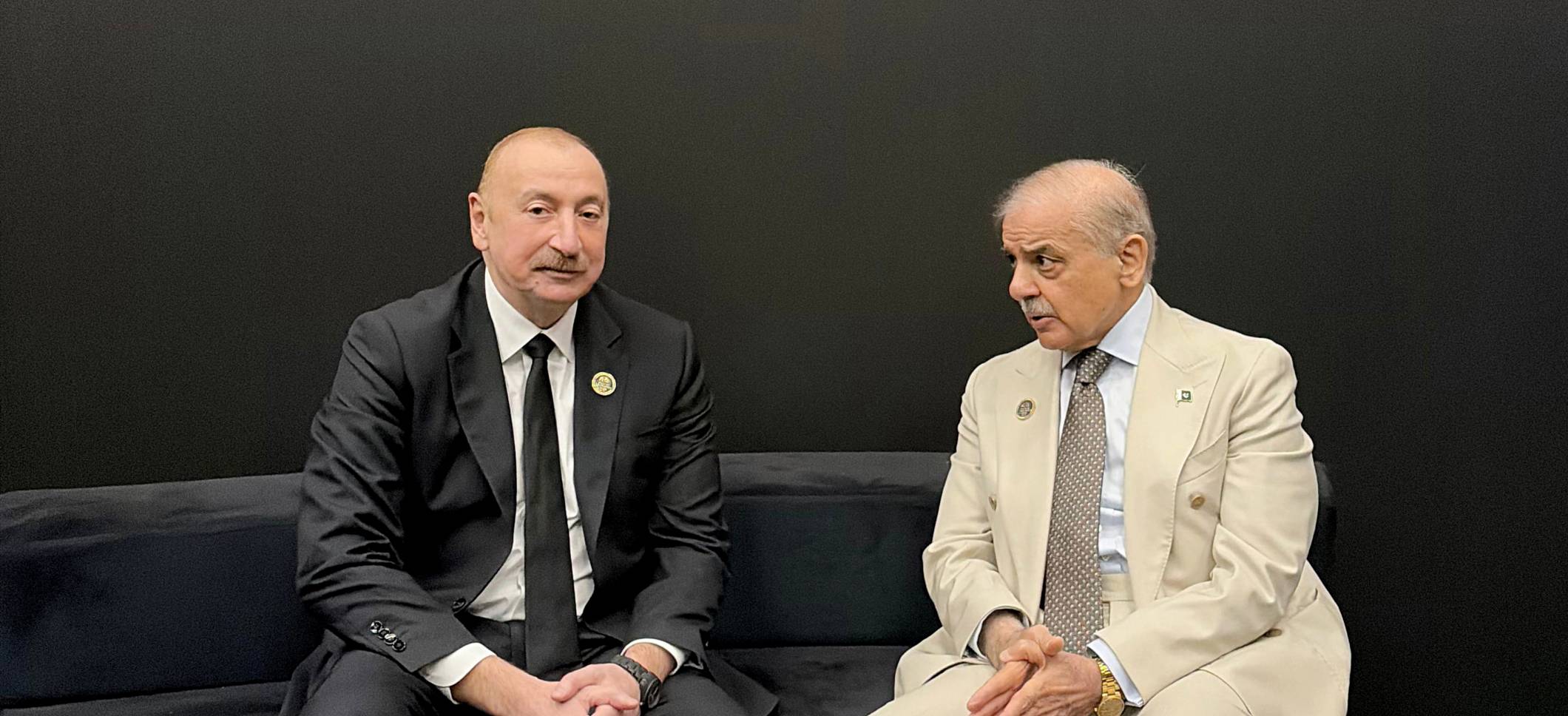 İlham Əliyev Antalya Diplomatiya Forumu çərçivəsində Pakistanın Baş naziri ilə görüşüb