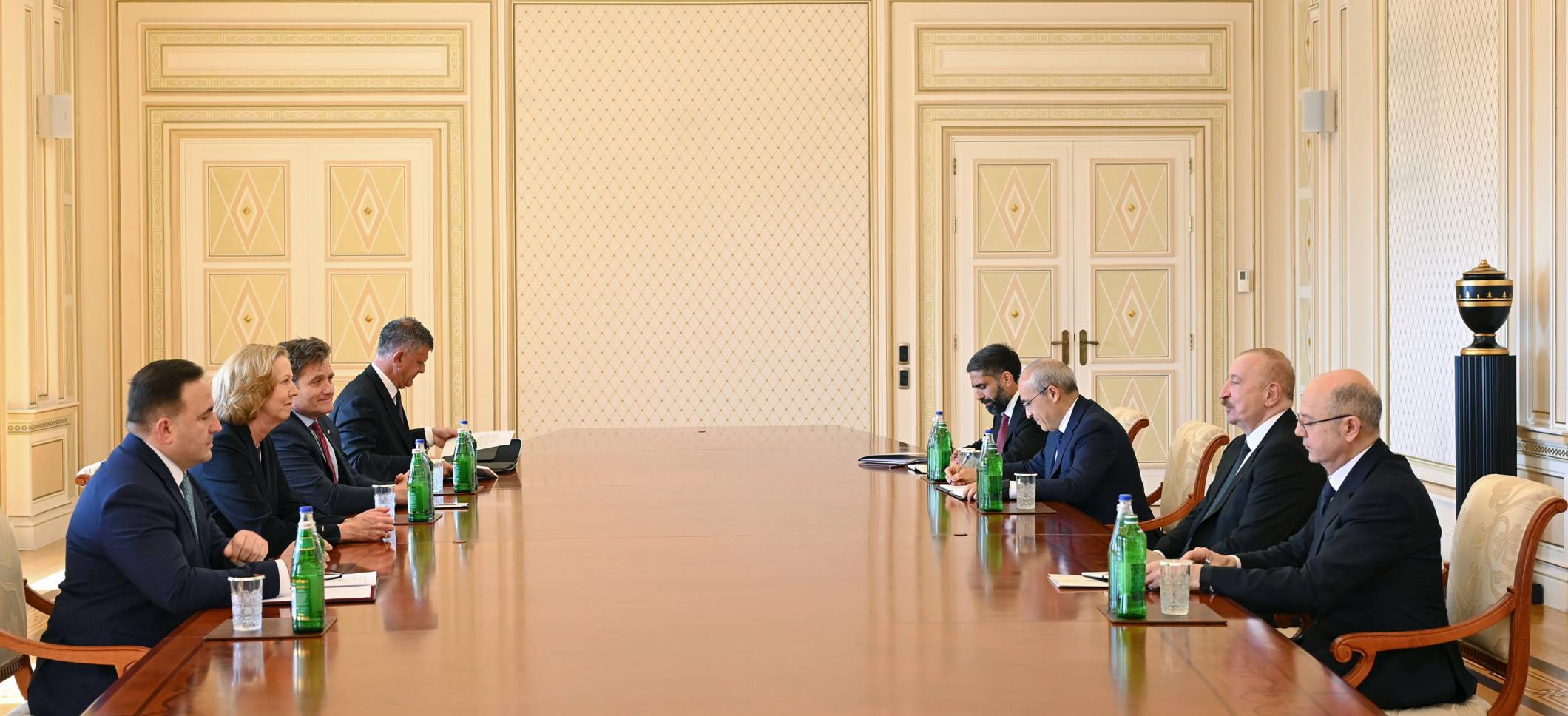 Ilham Aliyev received Chief Executive Officer of bp