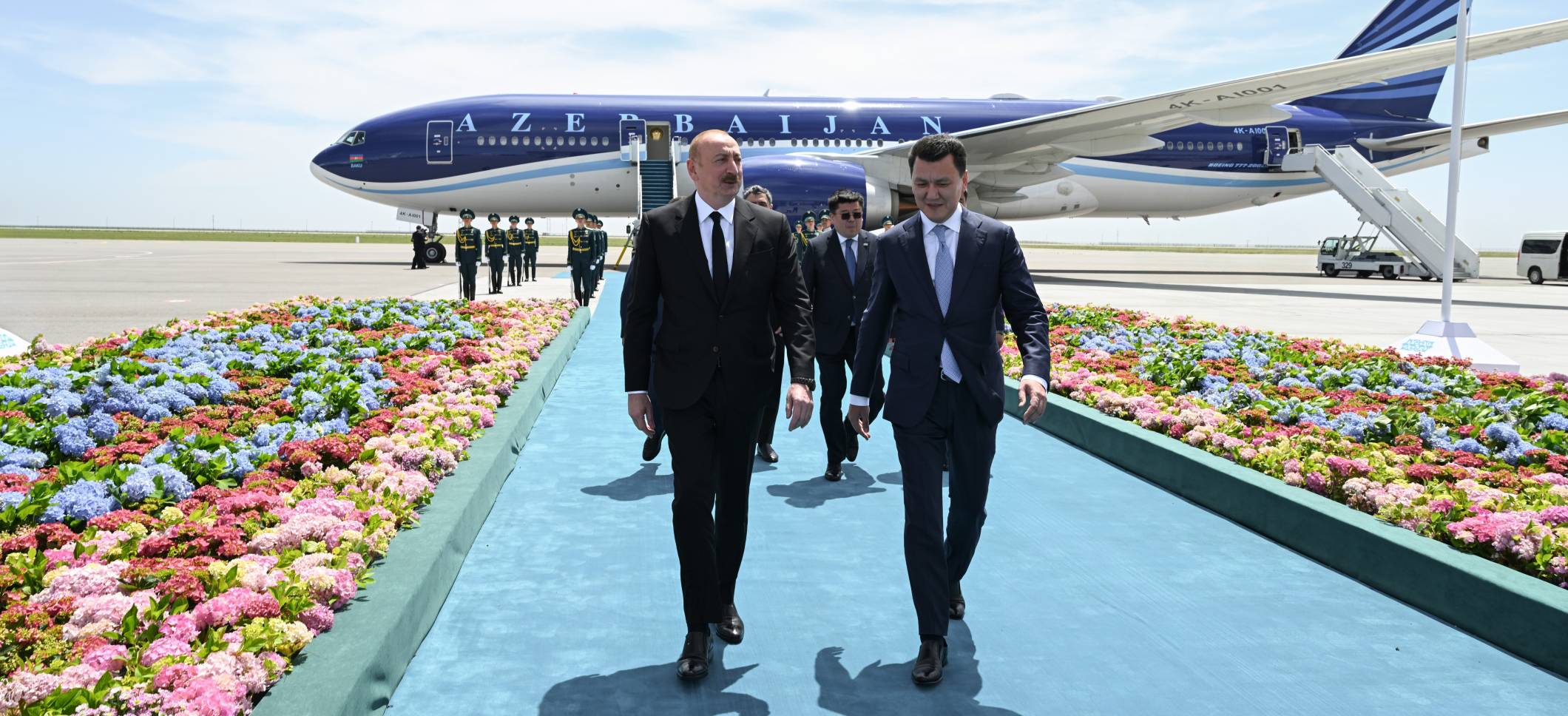 İlham Əliyev Qazaxıstana işgüzar səfərə gəlib