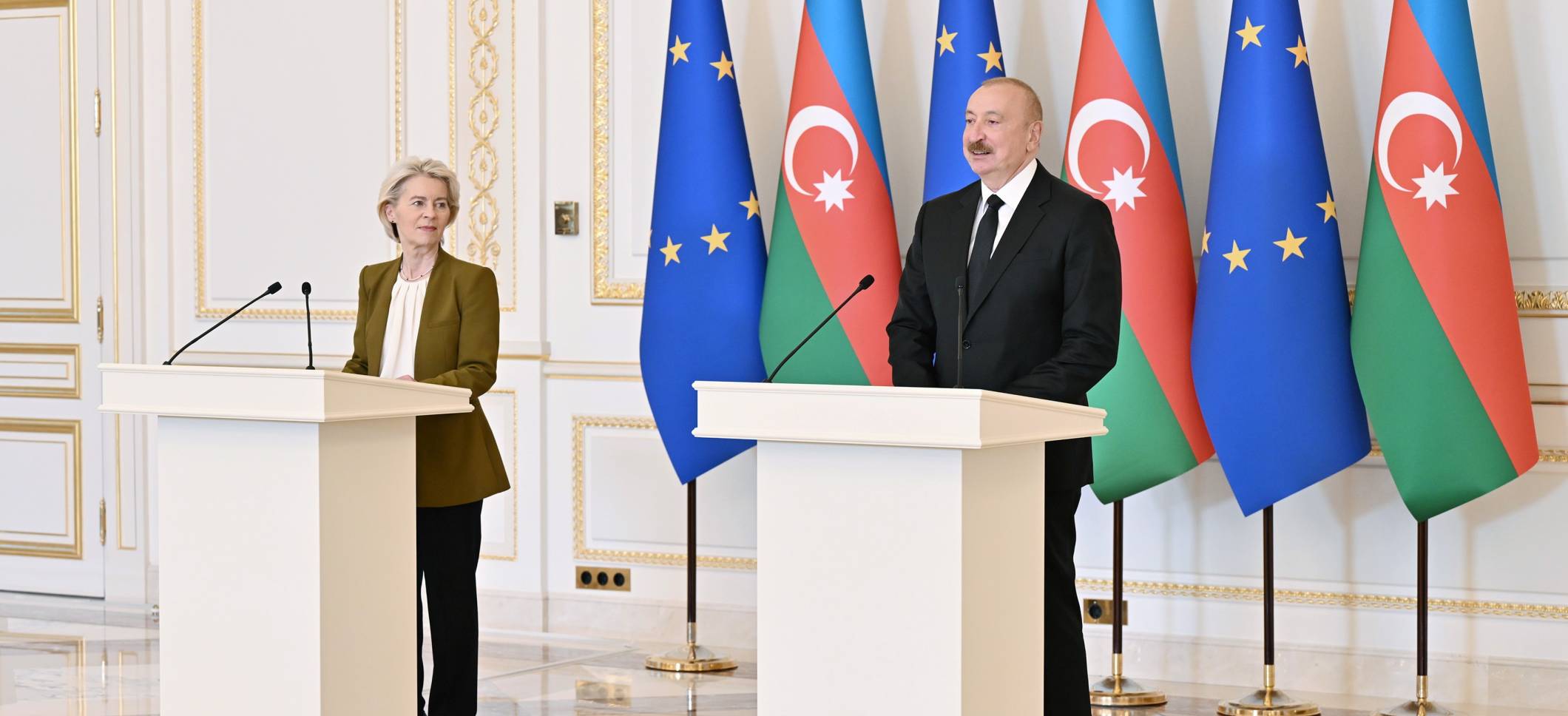 İlham Əliyev və Avropa Komissiyasının Prezidenti mətbuata bəyanatlarla çıxış ediblər