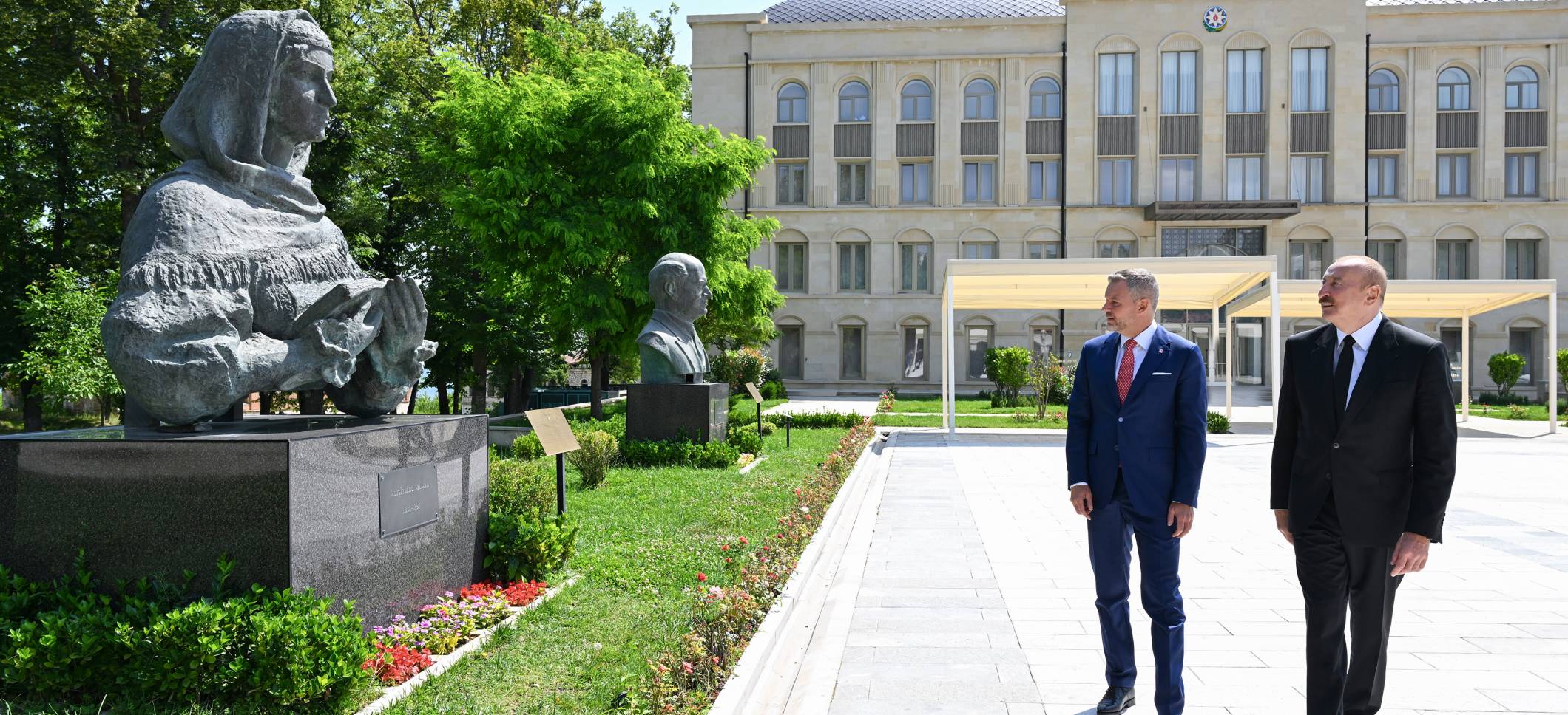 Ilham Aliyev and Peter Pellegrini viewed bullet-riddled busts of Azerbaijan’s prominent figures in Shusha