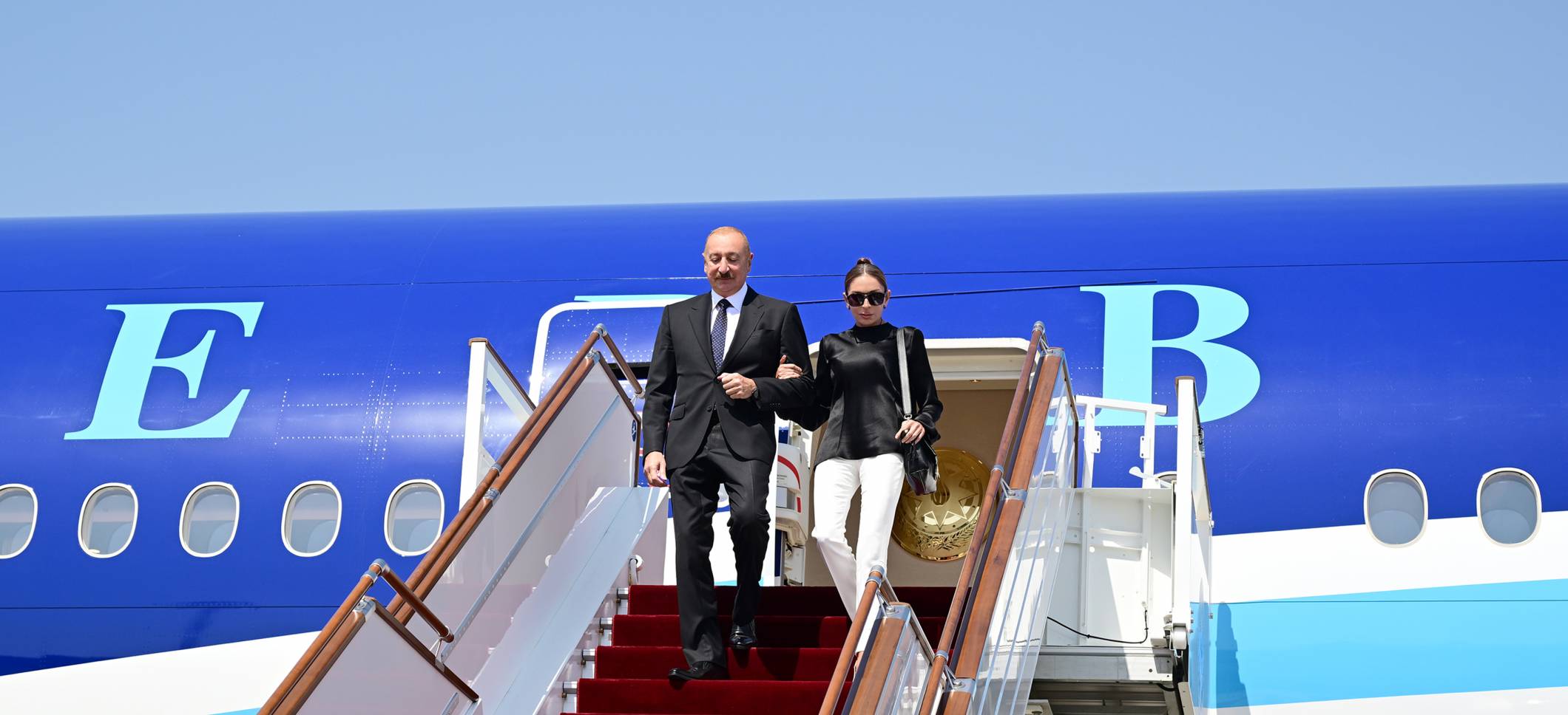 Ilham Aliyev arrived in Kyrgyzstan on working visit