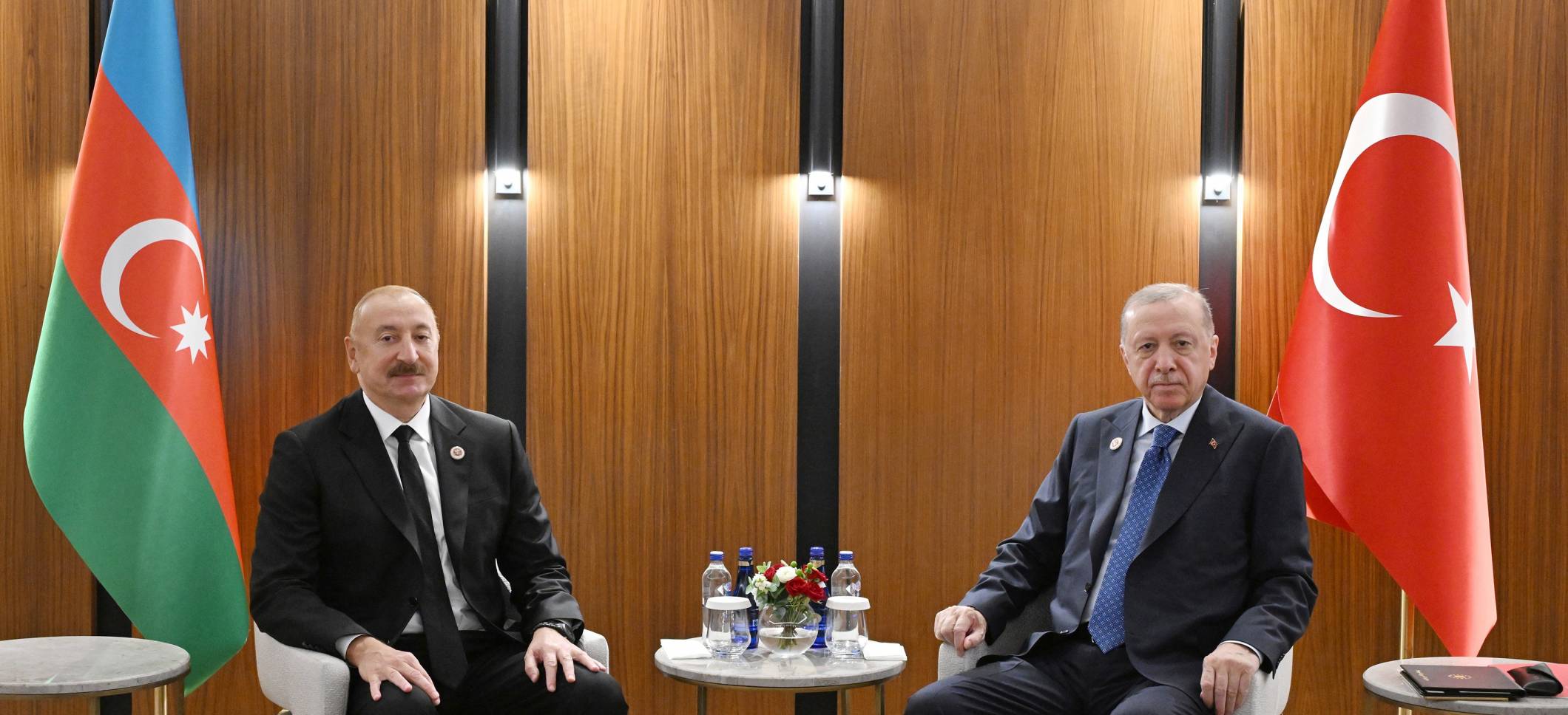 Ilham Aliyev met with President of Türkiye Recep Tayyip Erdoğan in Bishkek