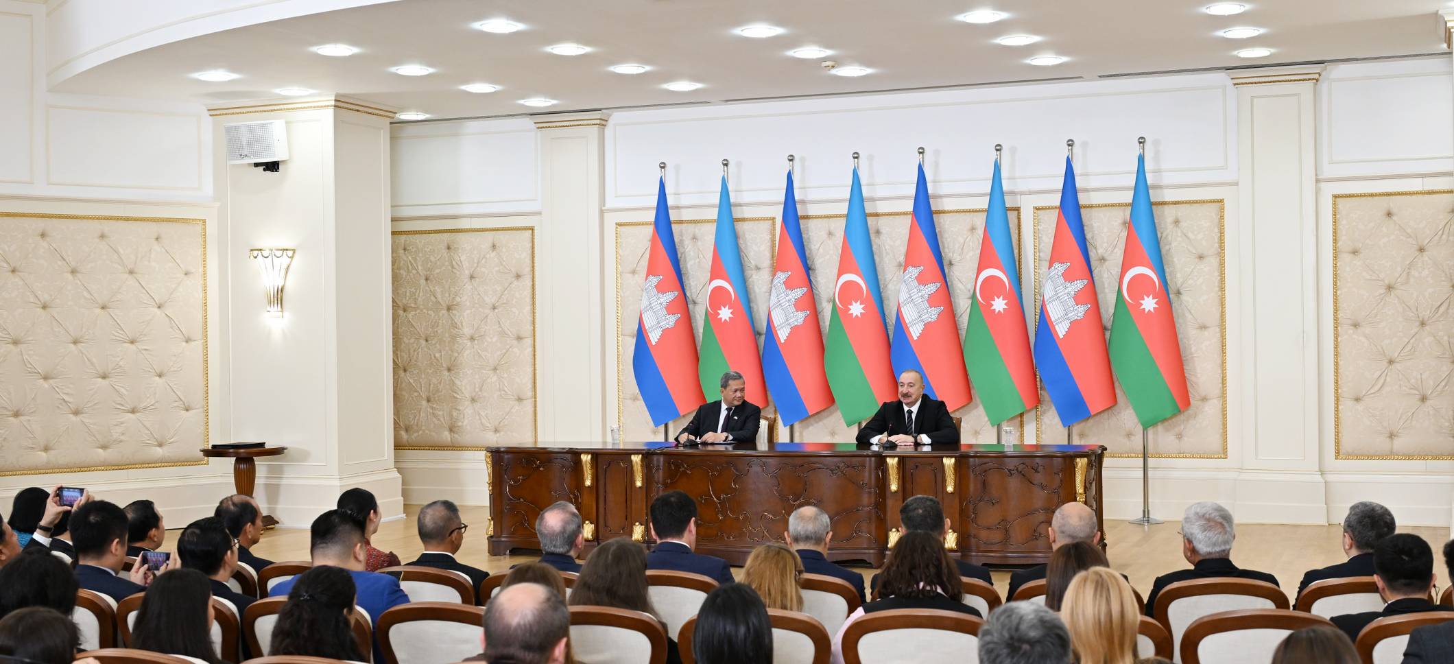 Ilham Aliyev and Prime Minister of Cambodia delivered press statements