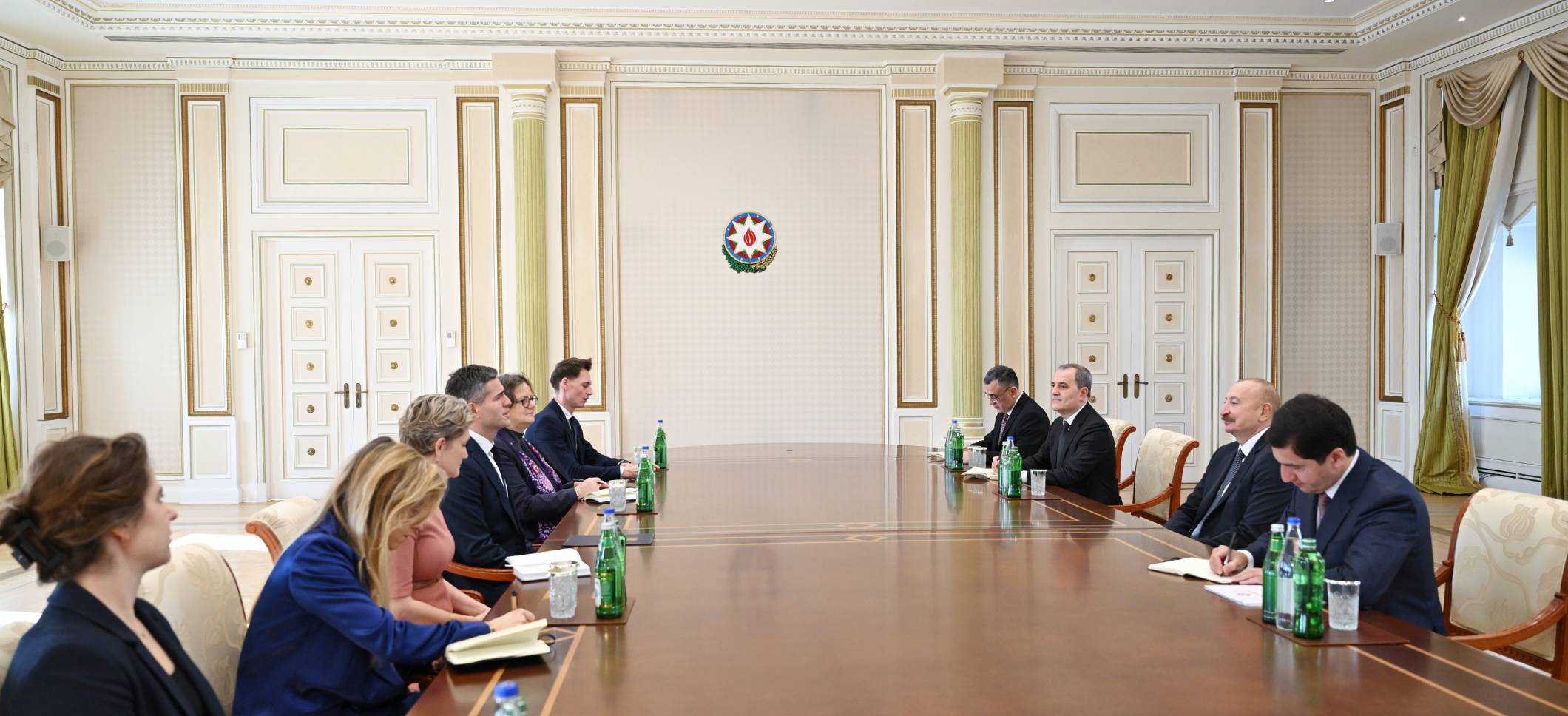 Ilham Aliyev received Dutch foreign minister