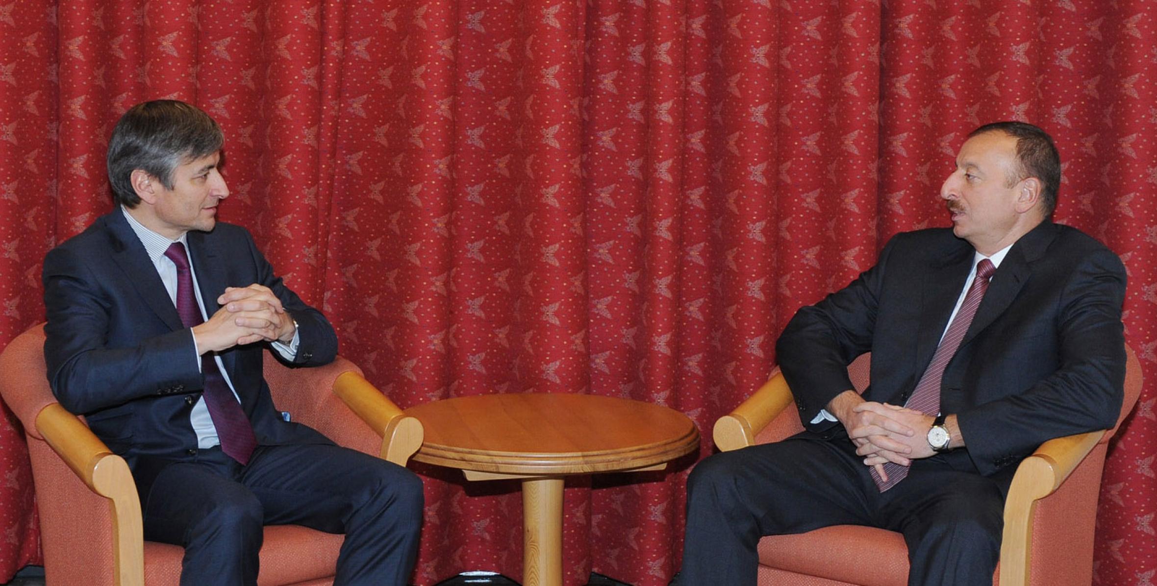 Ильхам Алиев встретился с вице-президентом корпорации Microsoft Жаном-Филиппом Куртуа