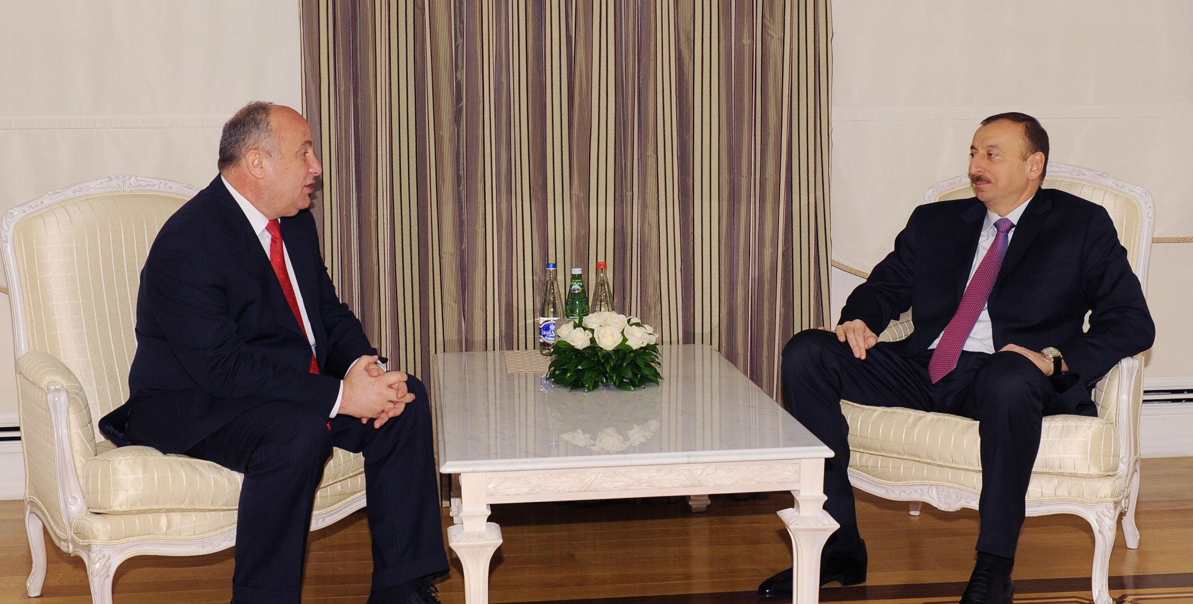 Ilham Aliyev received outgoing Bulgarian Ambassador to Azerbaijan Vasil Kalinov