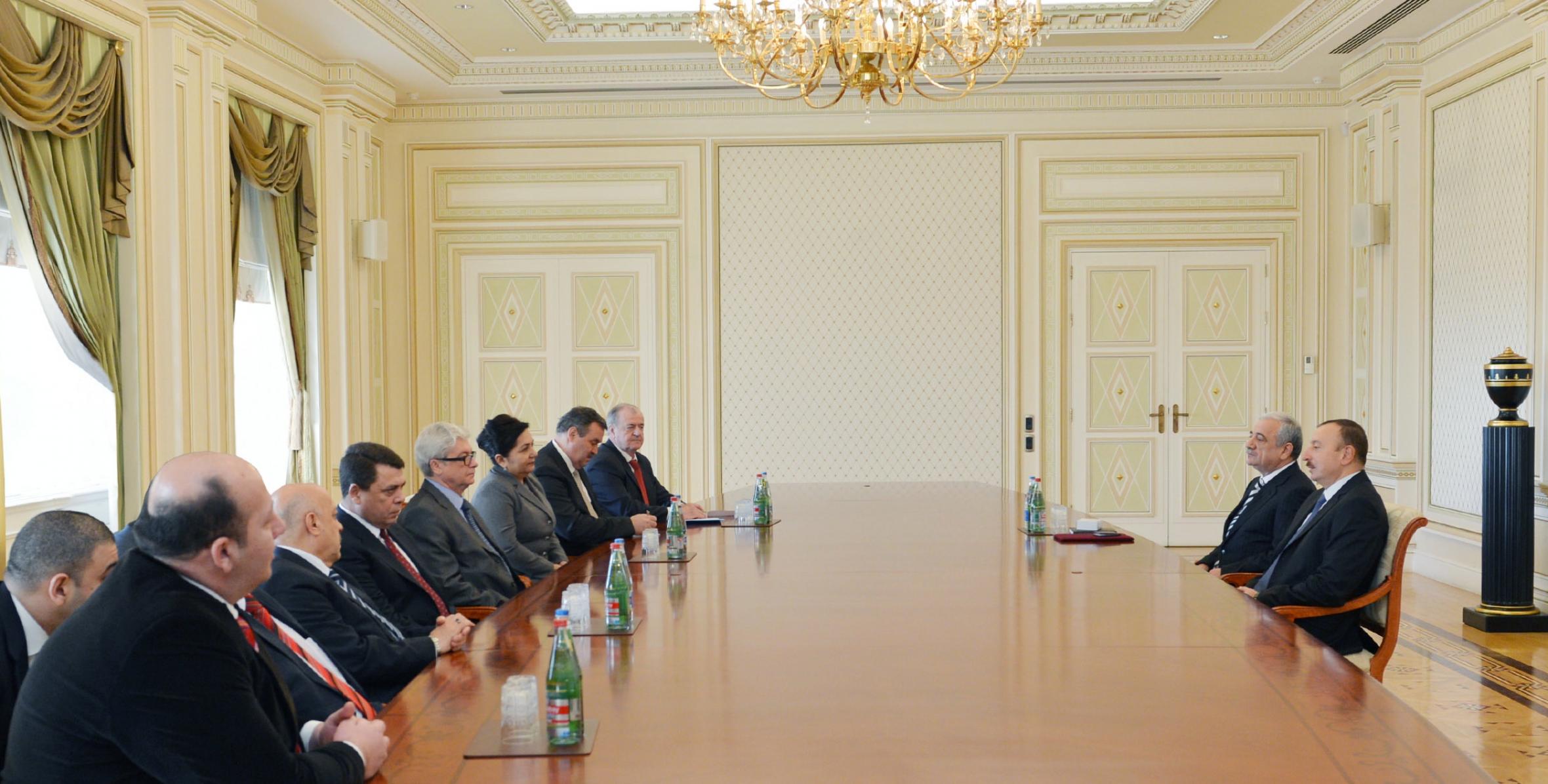 Ilham Aliyev received heads of delegations of foreign countries attending the Fourth Congress of the Confederation of Trade Unions of Azerbaijan