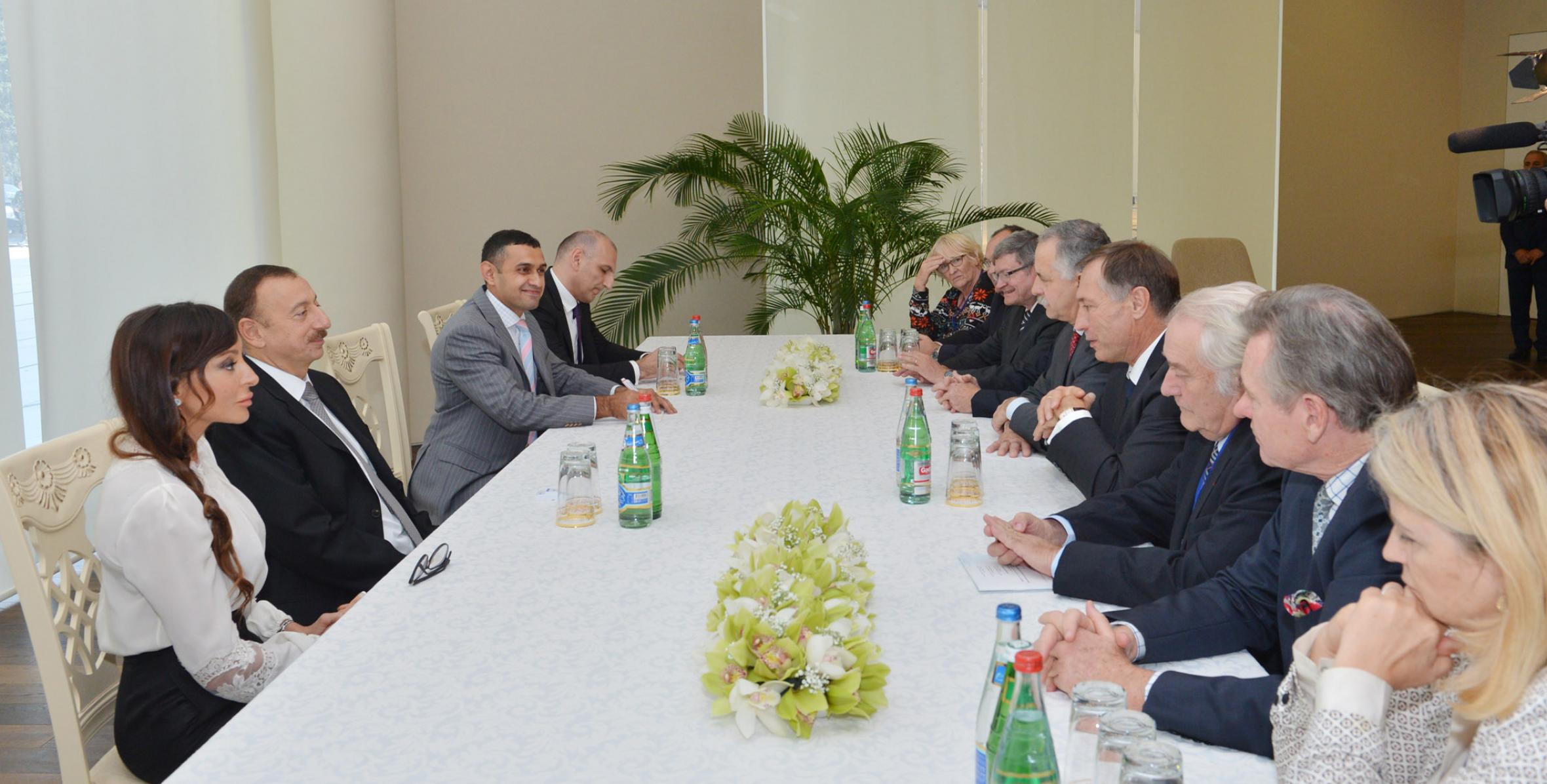 Ilham Aliyev met with a delegation of deputies and senators of the French parliament