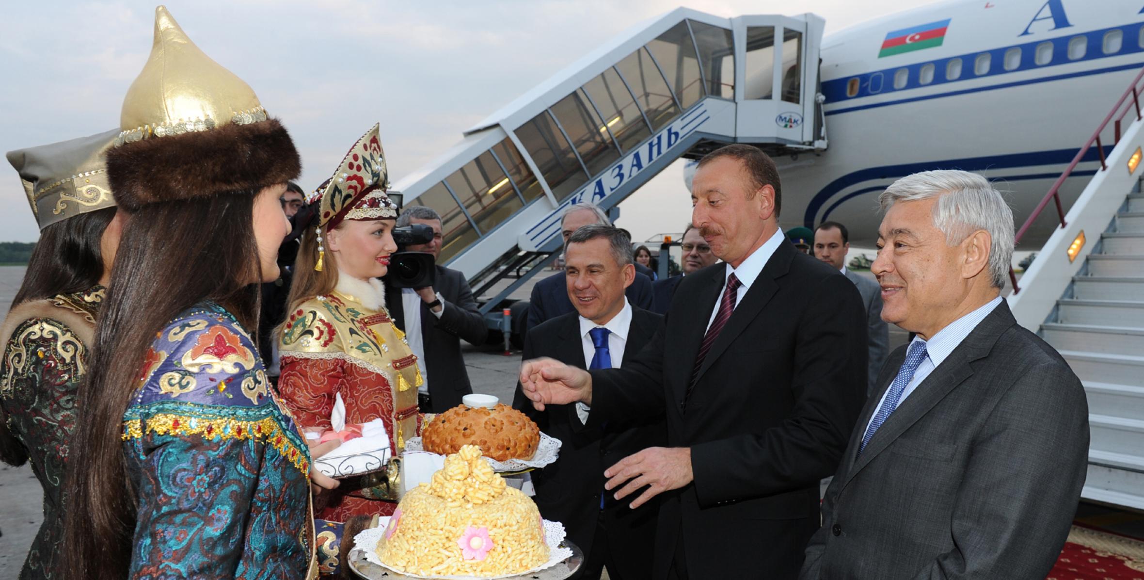 Ильхам Алиев прибыл с рабочим визитом в Республику Татарстан Российской Федерации