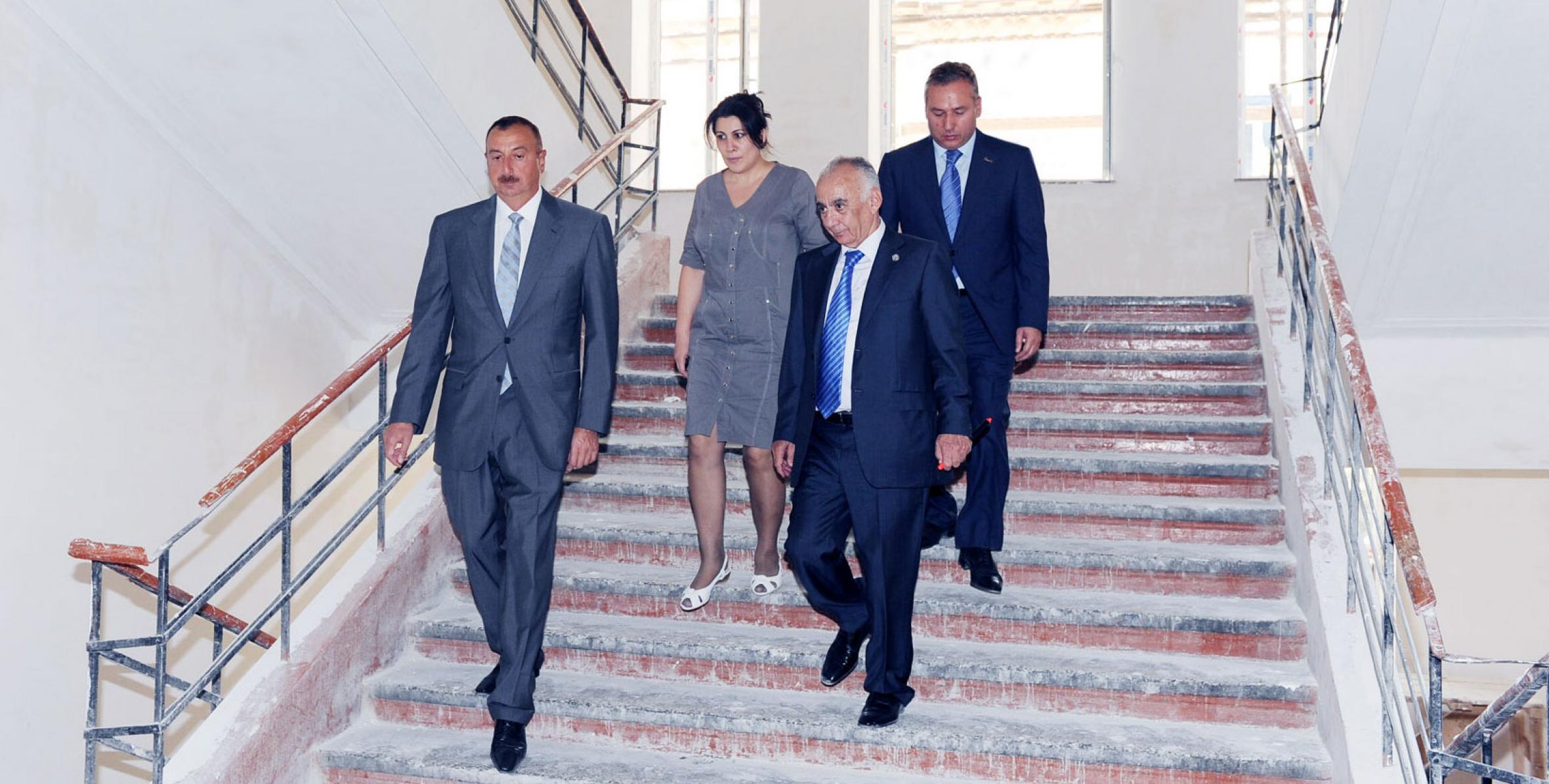 Ilham Aliyev familiarized with the course of reconstruction work carried out in secondary schools number 225 and 35 in Yasamal and Nasimi regions