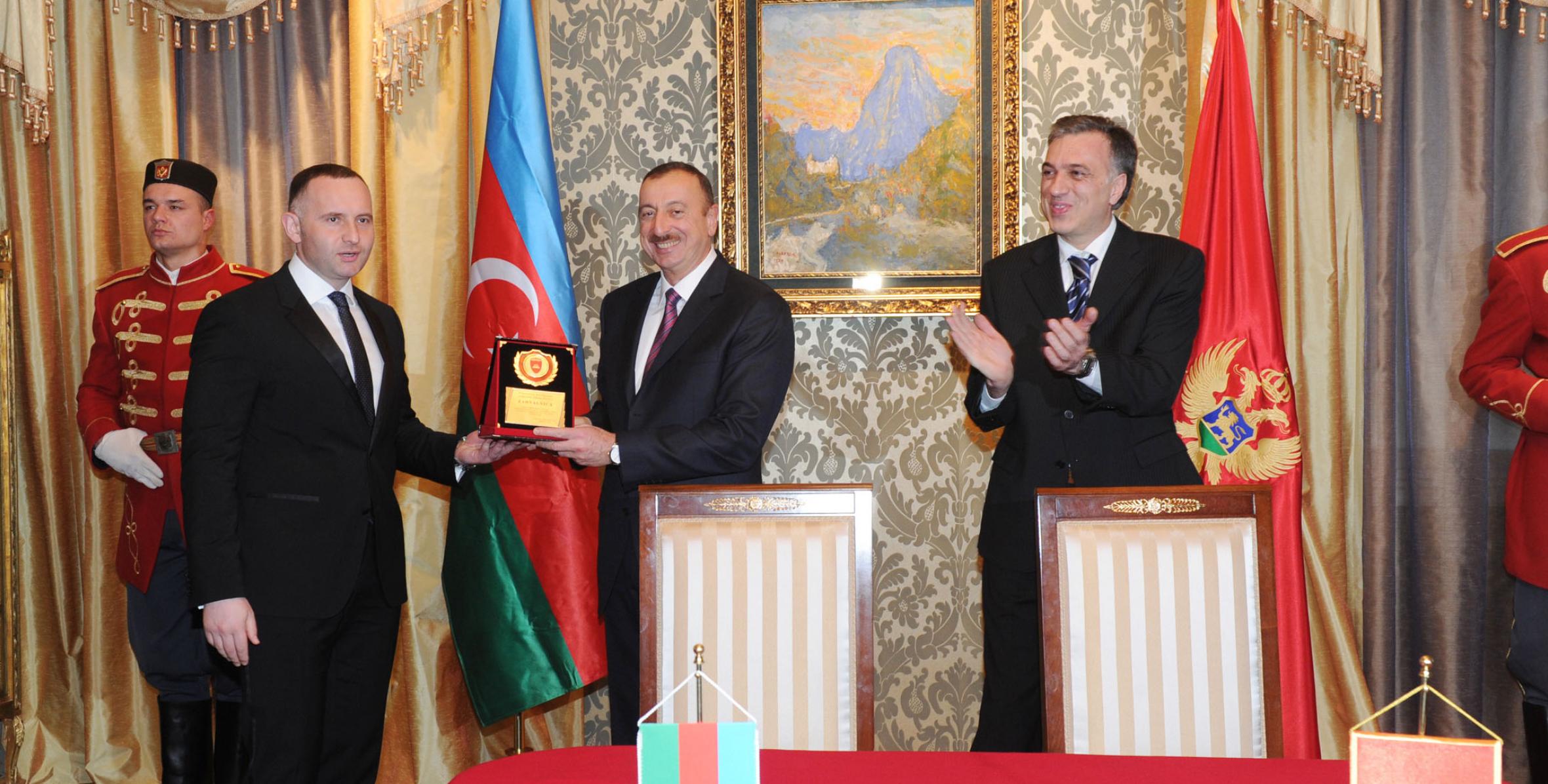 Ильхам Алиев ознакомился с проектом детского сада, который будет построен в Монтенегро при финансовой поддержке правительства Азербайджана